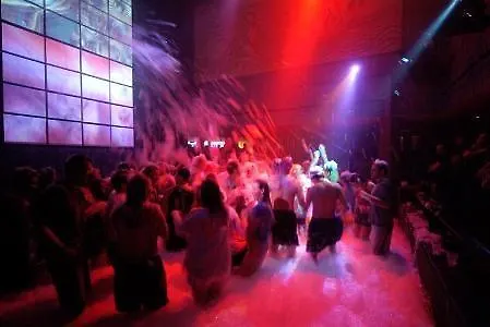 Oasis Cancun Lite